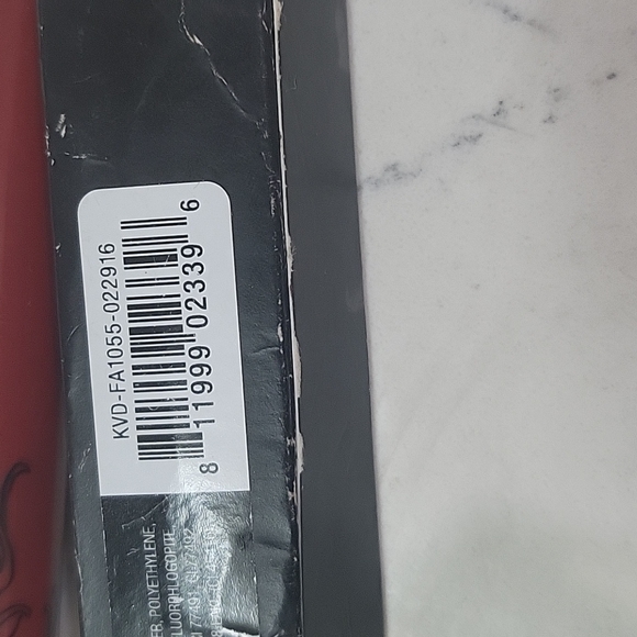 Kat Von D Everlasting liquid lipstick - Picture 4 of 4